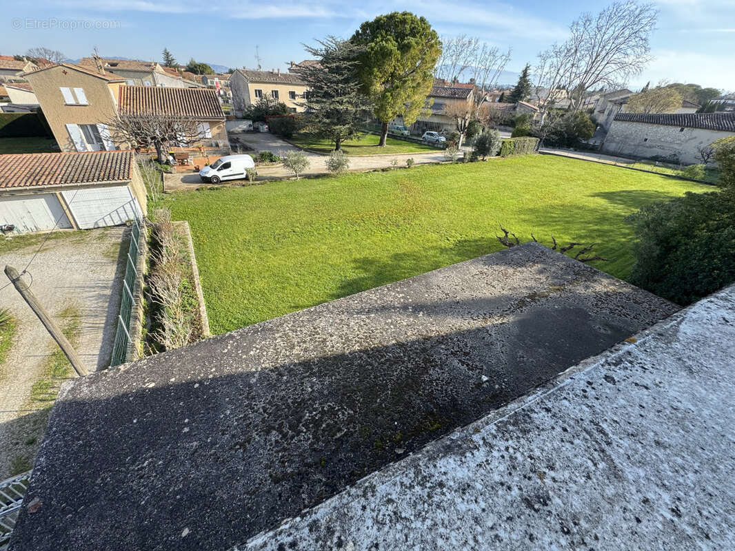 Maison à PERNES-LES-FONTAINES