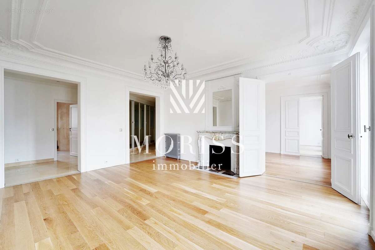 Appartement à PARIS-11E