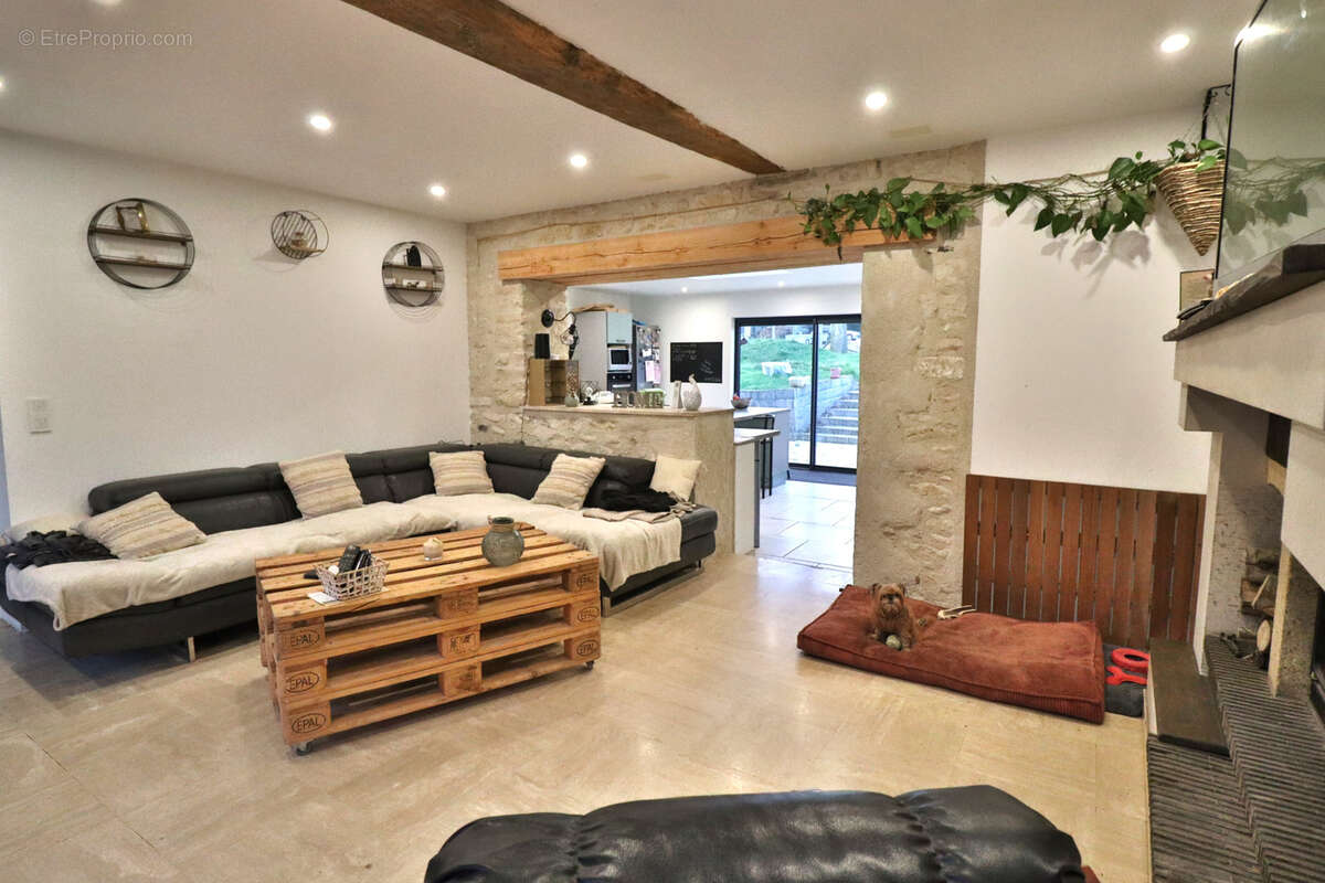 Maison à AUXON