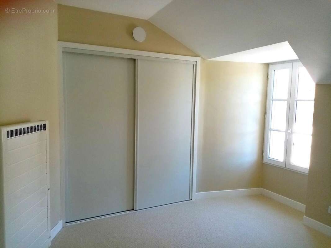 Maison à MAGNAC-LAVAL