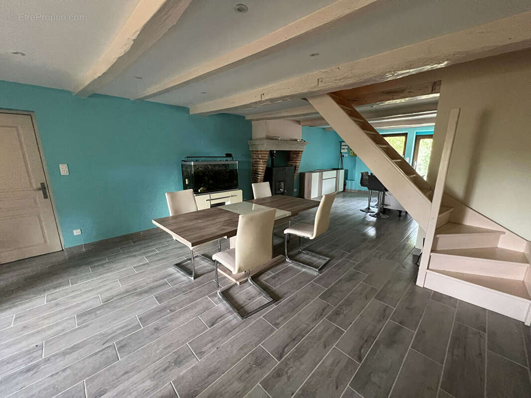 Maison à COUSANCE