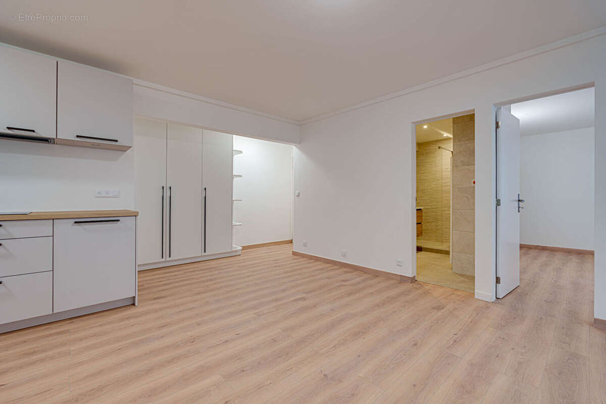 Appartement à EVIAN-LES-BAINS
