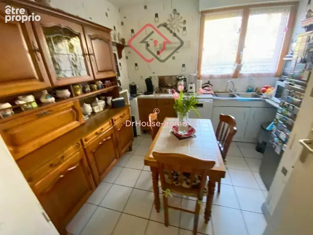 Appartement 3 pièces 65 m² à vendre à Arques-La-Bataille (76880) - photo 3
