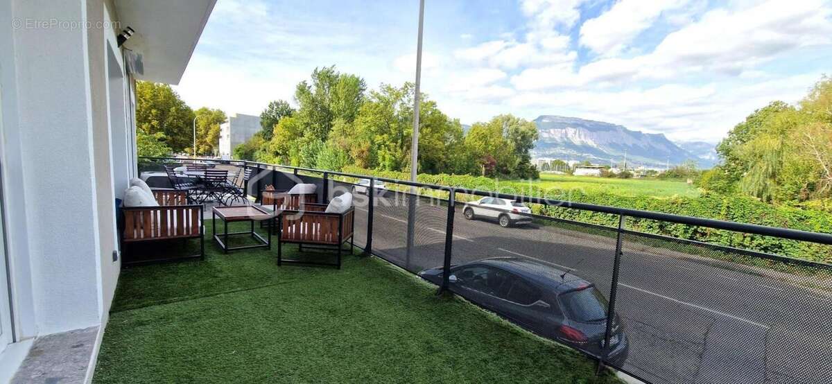 Appartement 105m² entierement renove + terrasse 30m² - photo 4