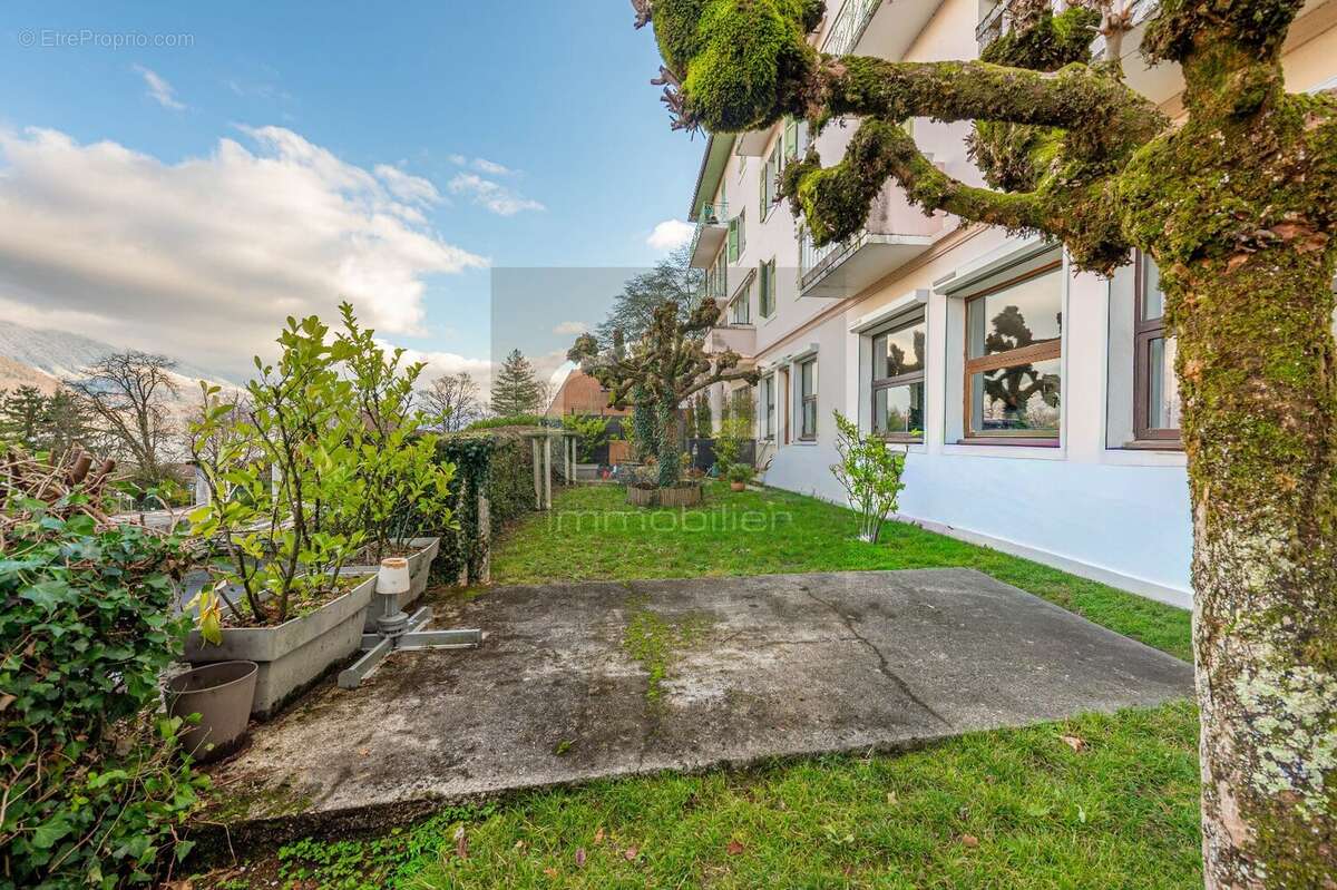 Appartement à SEVRIER