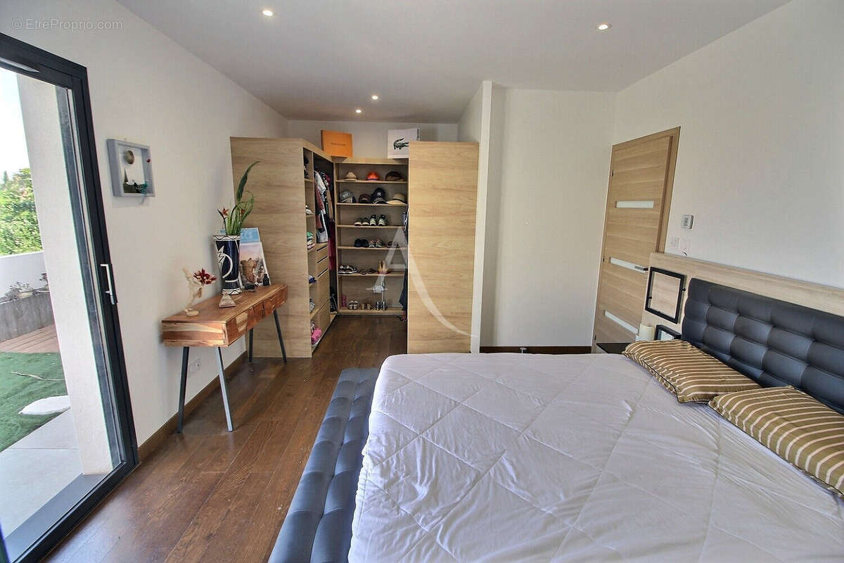 Villa comptemporaine 4 faces de 110 m² habitables dans  quartier residentiel - photo 9