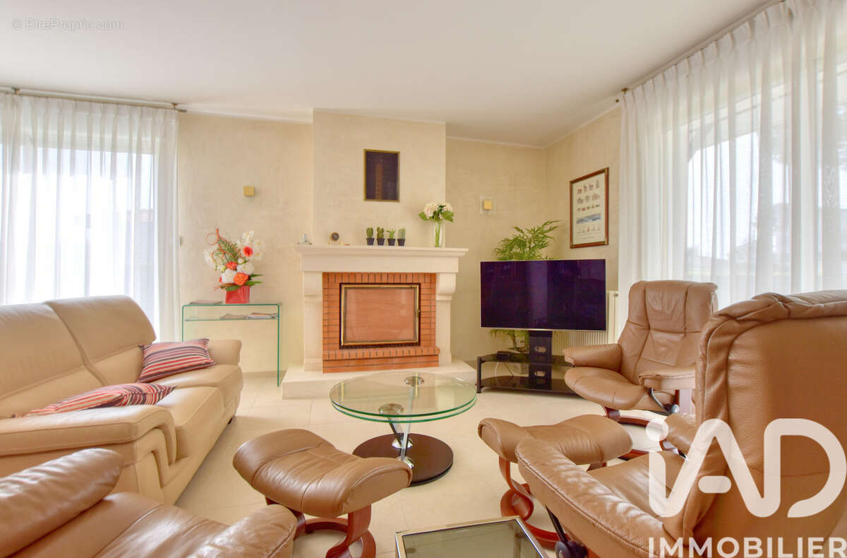 Photo 8 - Maison à LE TAILLAN-MEDOC