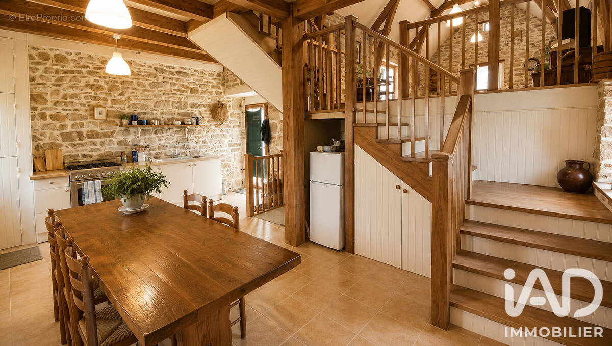 Photo 1 - Maison à CARENNAC