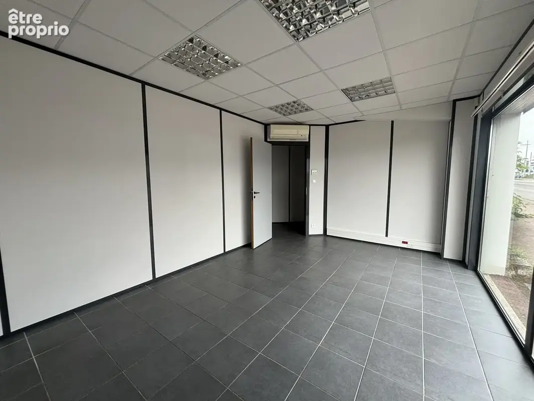 Vente immeuble bureaux/activités 825m2 - photo 3
