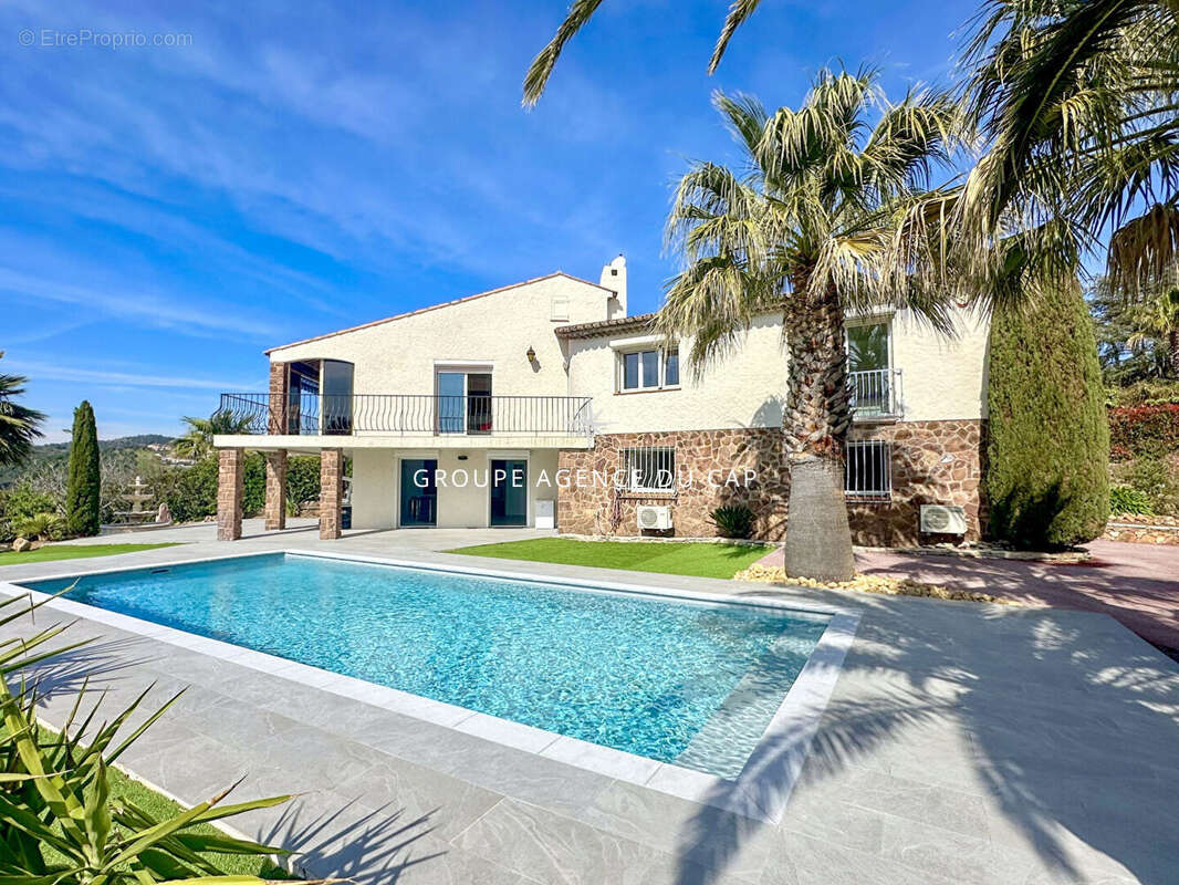 Villa renovee 7 pièces 200 m²  avec vue degagée mer, aux issambres - photo 8