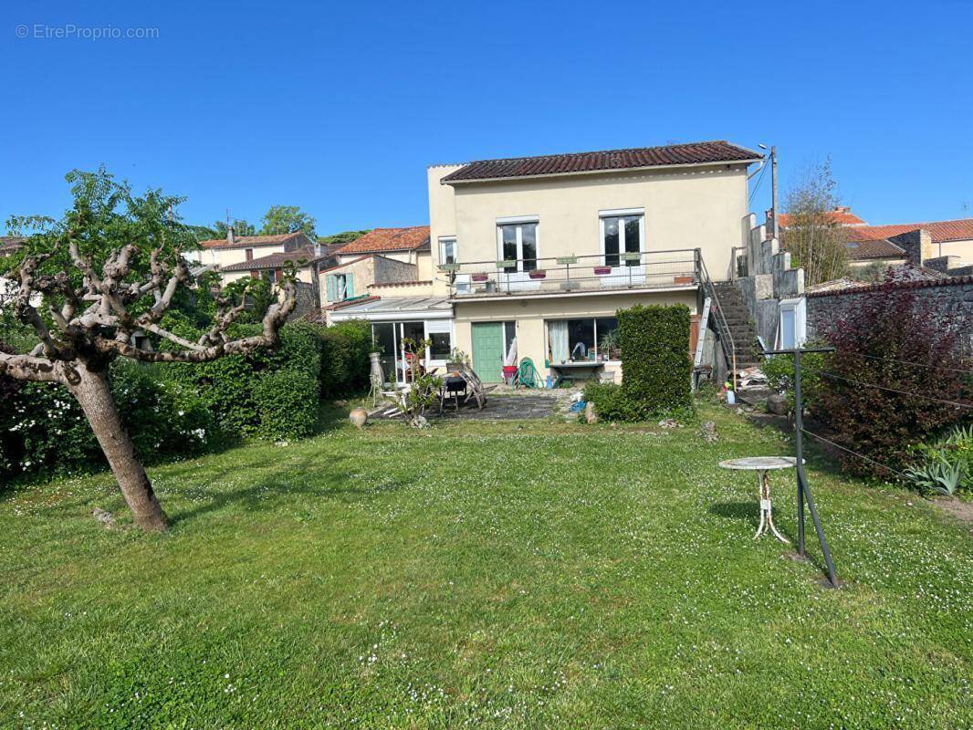 Maison à SAINT-MAIXENT-L&#039;ECOLE