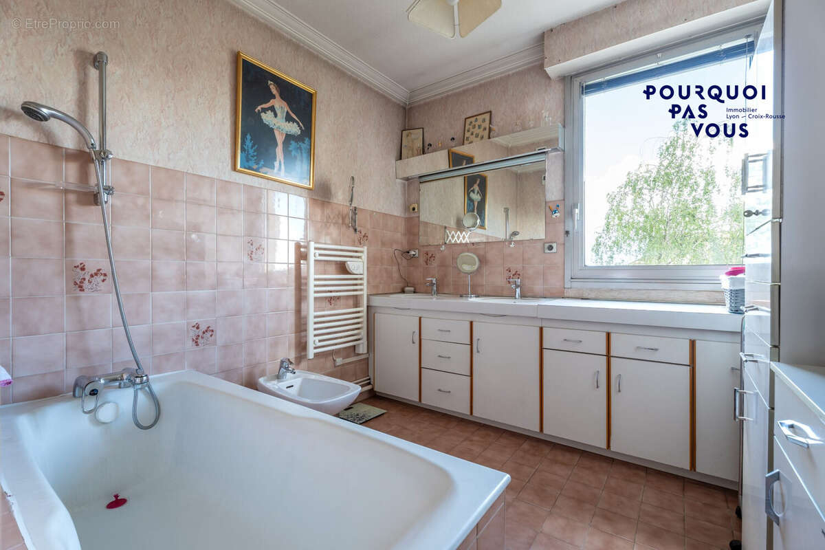 Appartement à LYON-5E