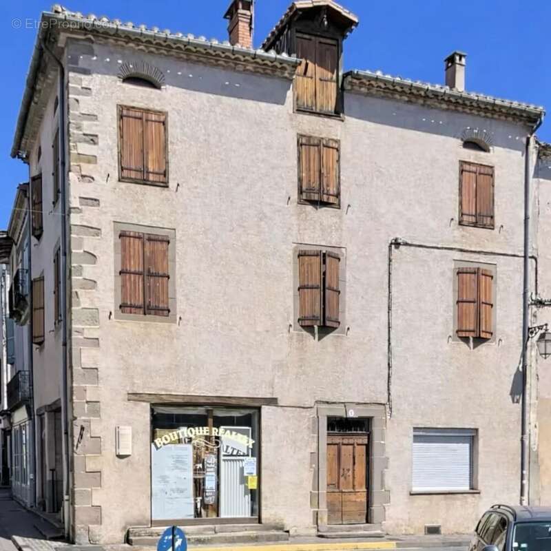 Appartement à REALMONT