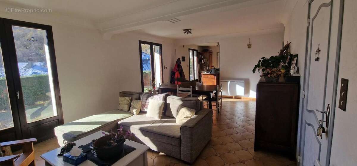 Appartement à SAZOS