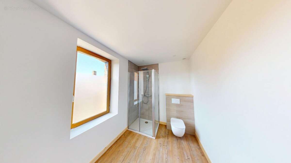 Maison à LA VILLE-AUX-CLERCS