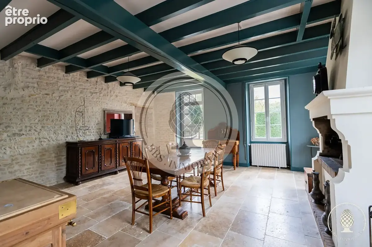 Propriété de caractère ? longère charentaise, piscine & hangar de 307 m² - photo 9
