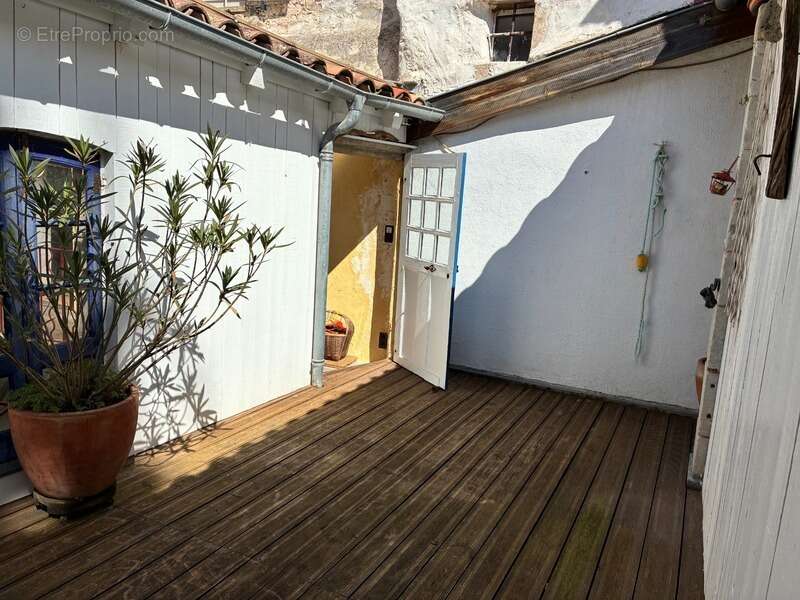 Maison à SAINT-AFFRIQUE