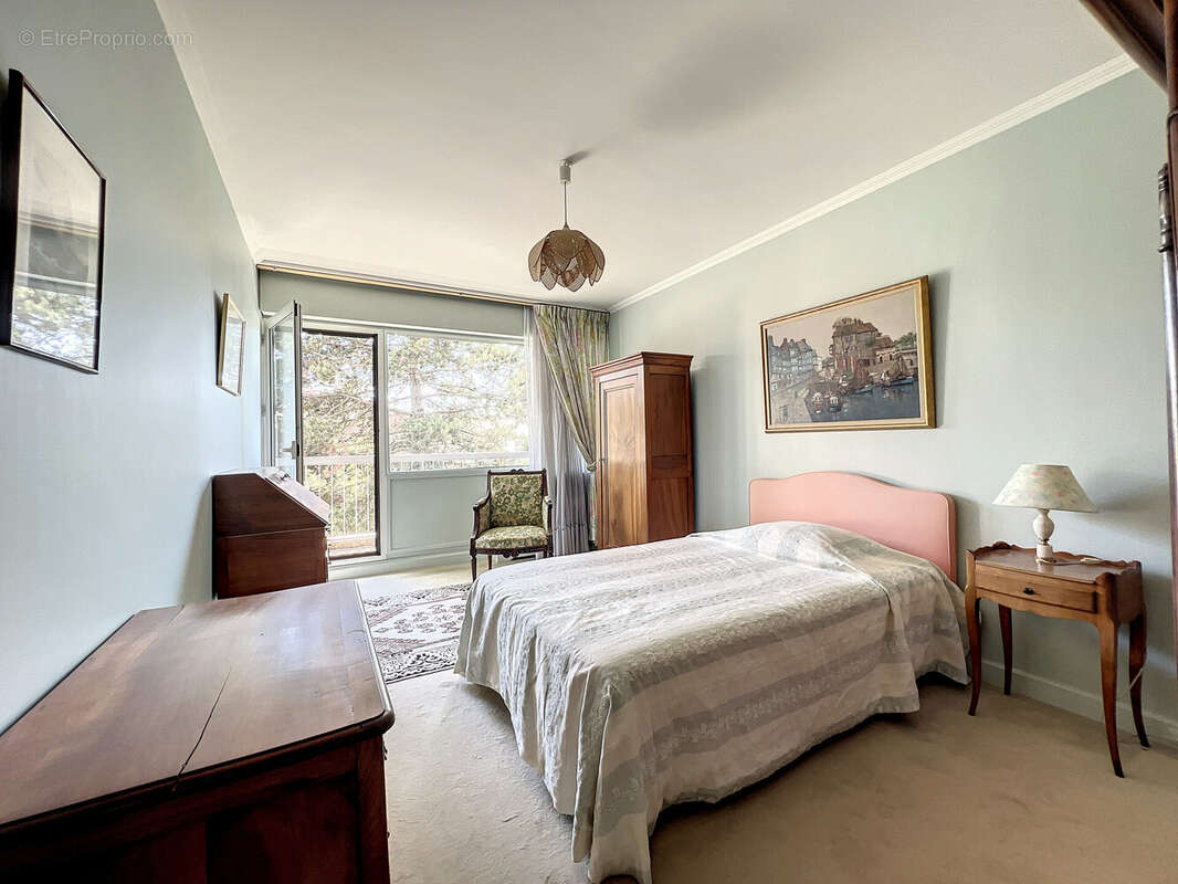 Appartement à VERSAILLES