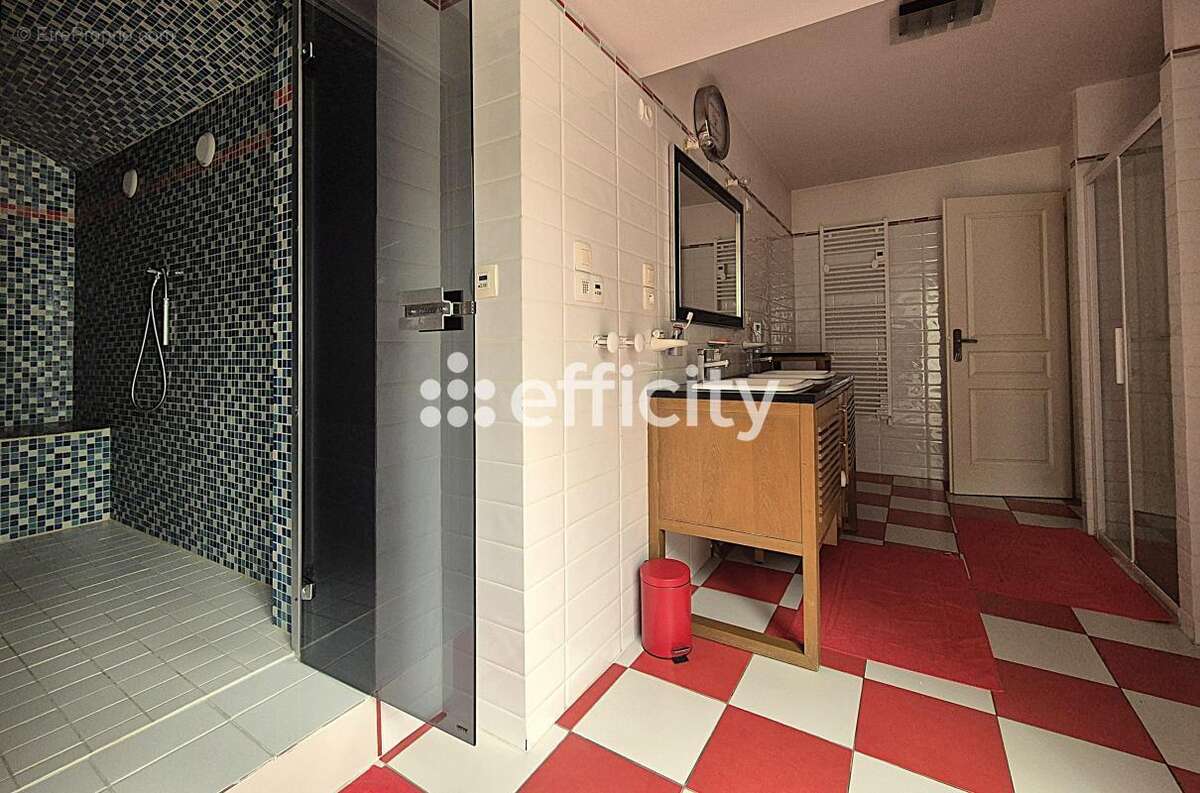 Maison à SAINT-GEORGES-DE-DIDONNE