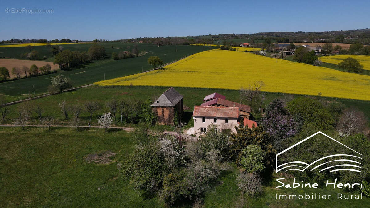 Maison à MIRANDOL-BOURGNOUNAC