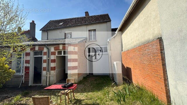 Maison à BOISCOMMUN