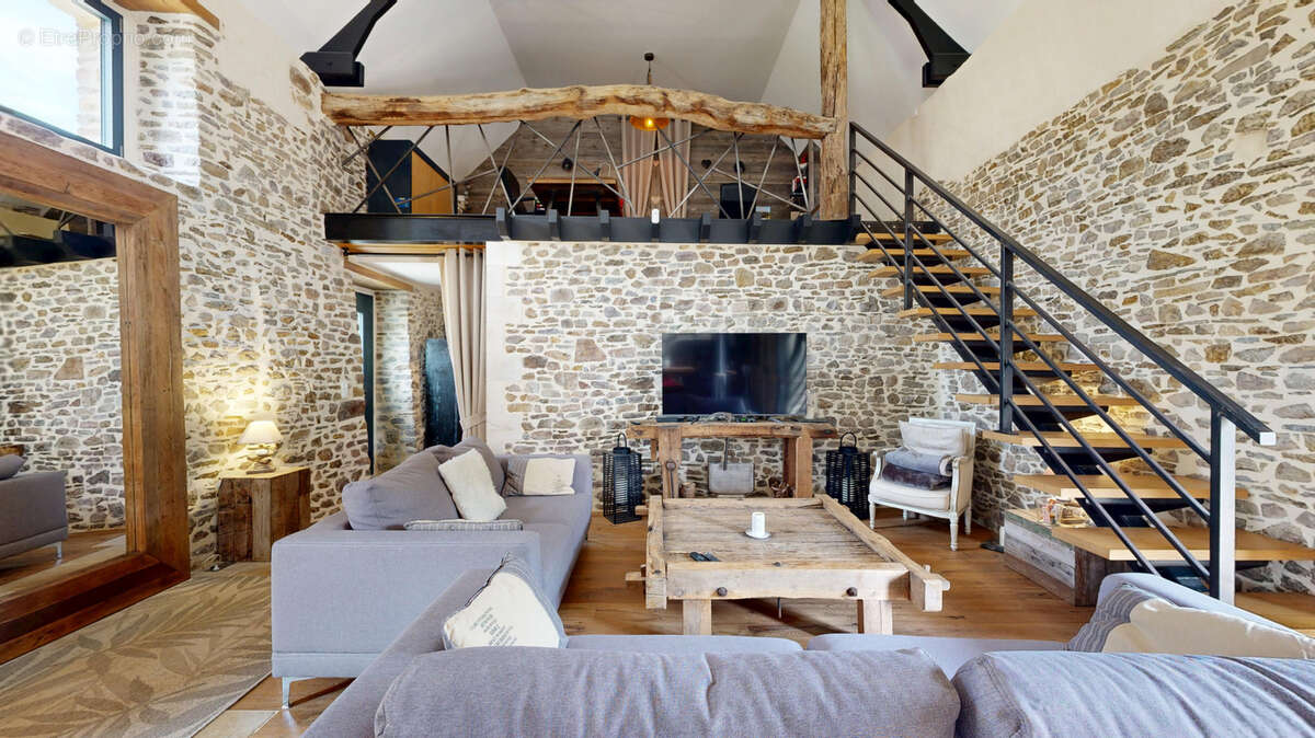 Maison à MILLIERES