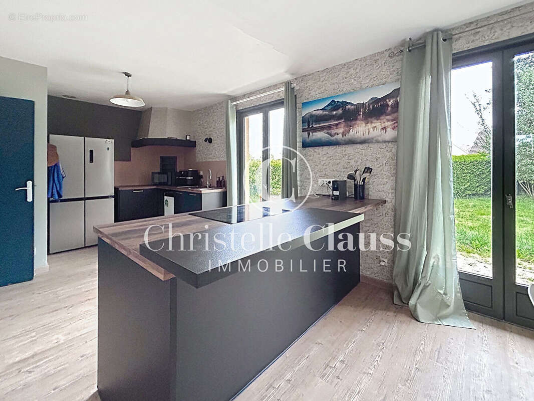 Maison Foussemagne - 6 pièces - 165m² - photo 4