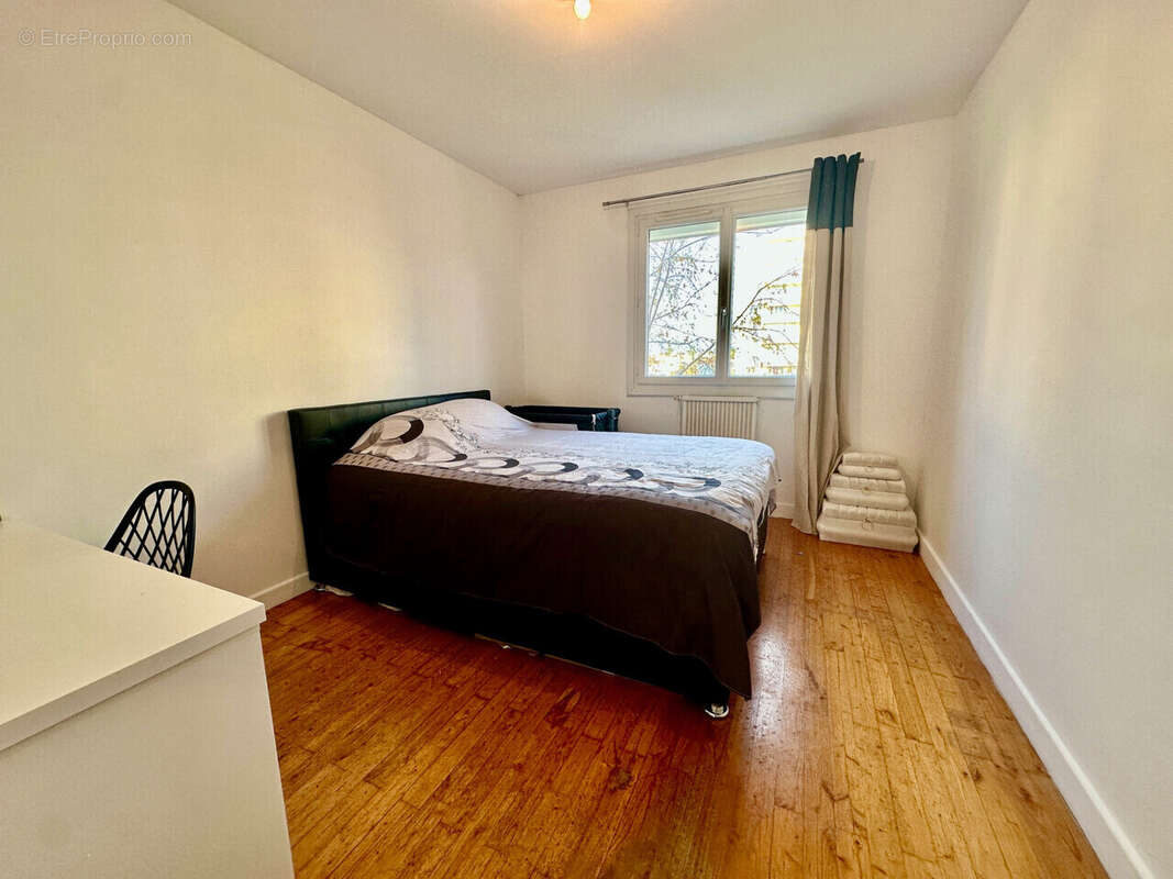 Appartement à ROMANS-SUR-ISERE