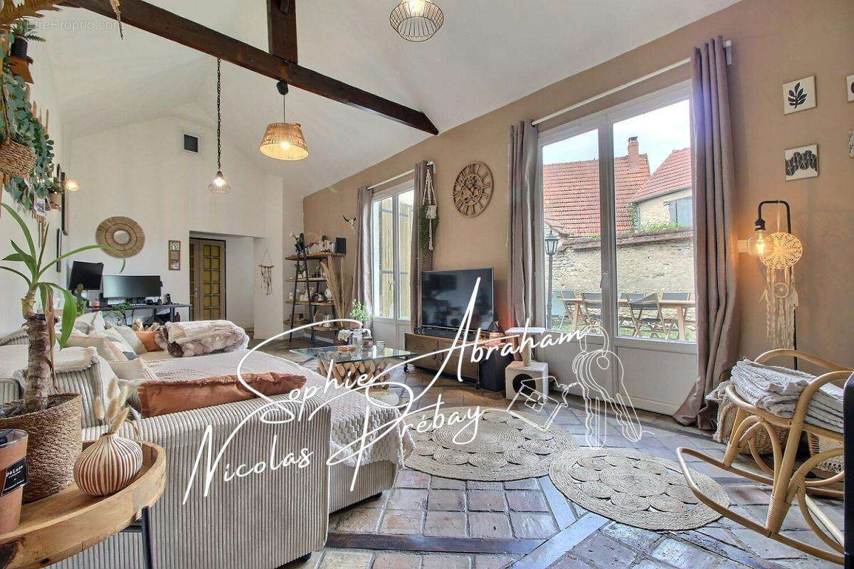 Maison à ANGERVILLE