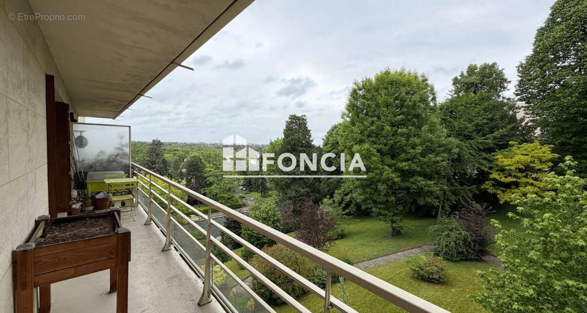 Appartement à BOUGIVAL