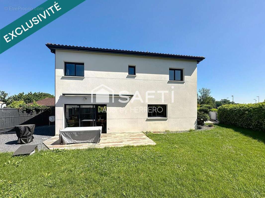 Photo 2 - Maison à PECHBONNIEU