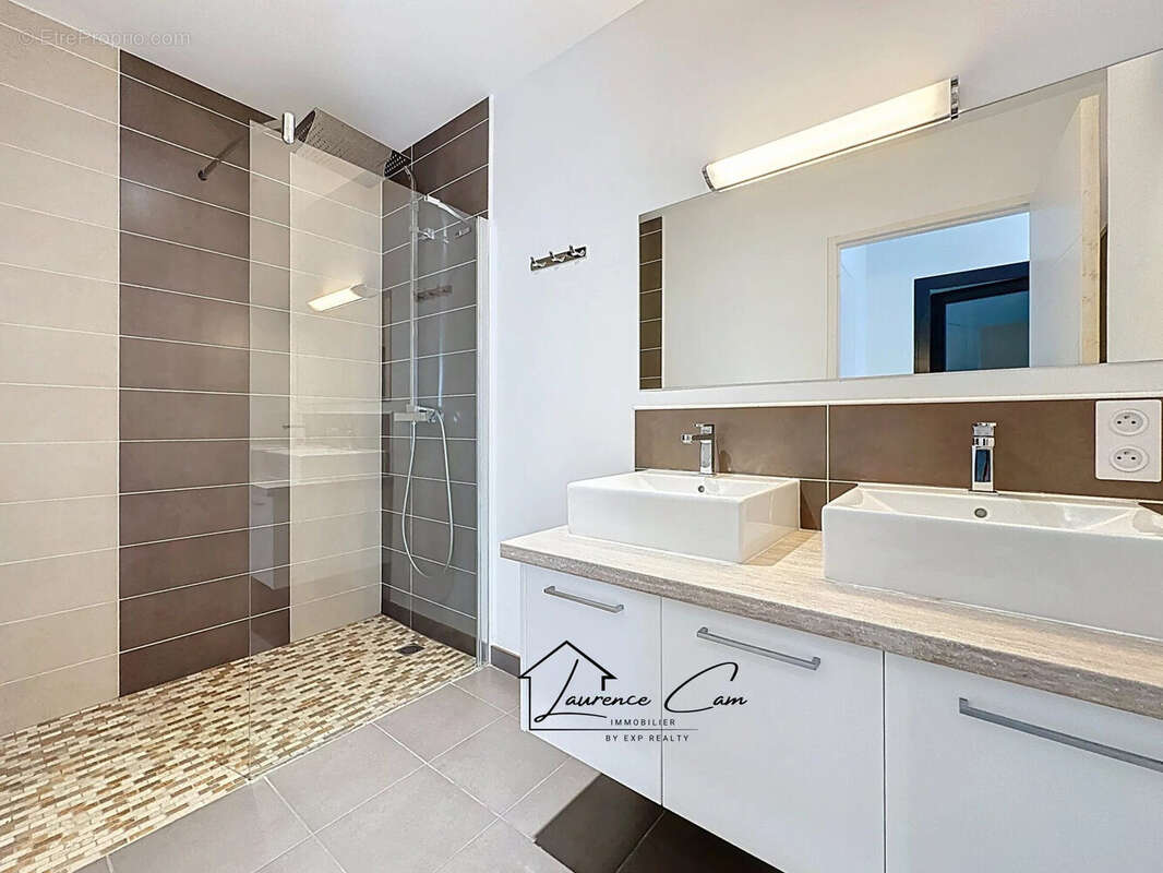 Maison à PLOUGUERNEAU