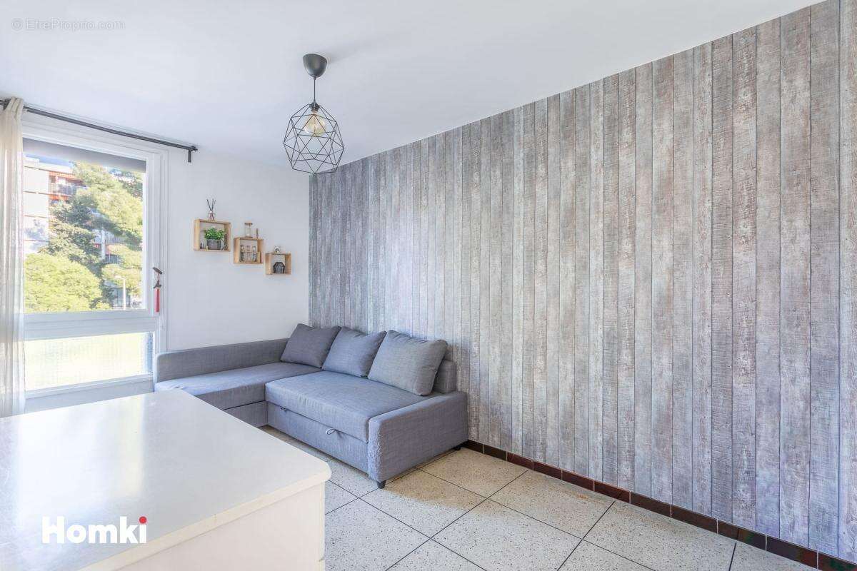 Appartement à MARSEILLE-12E