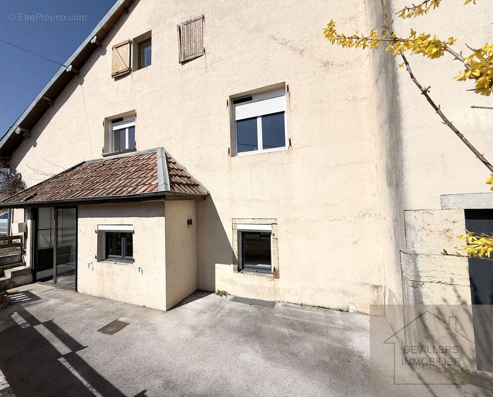 Appartement à SAONE