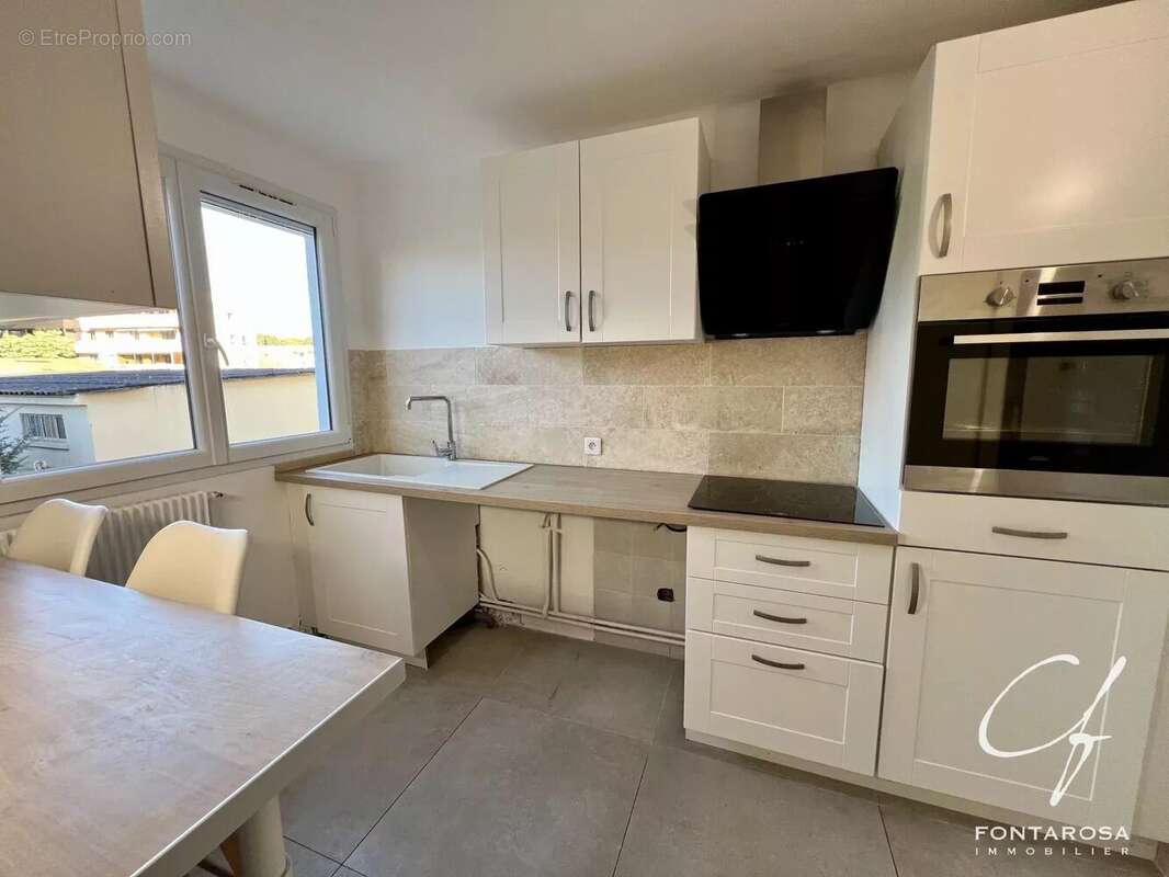 Appartement à FREJUS