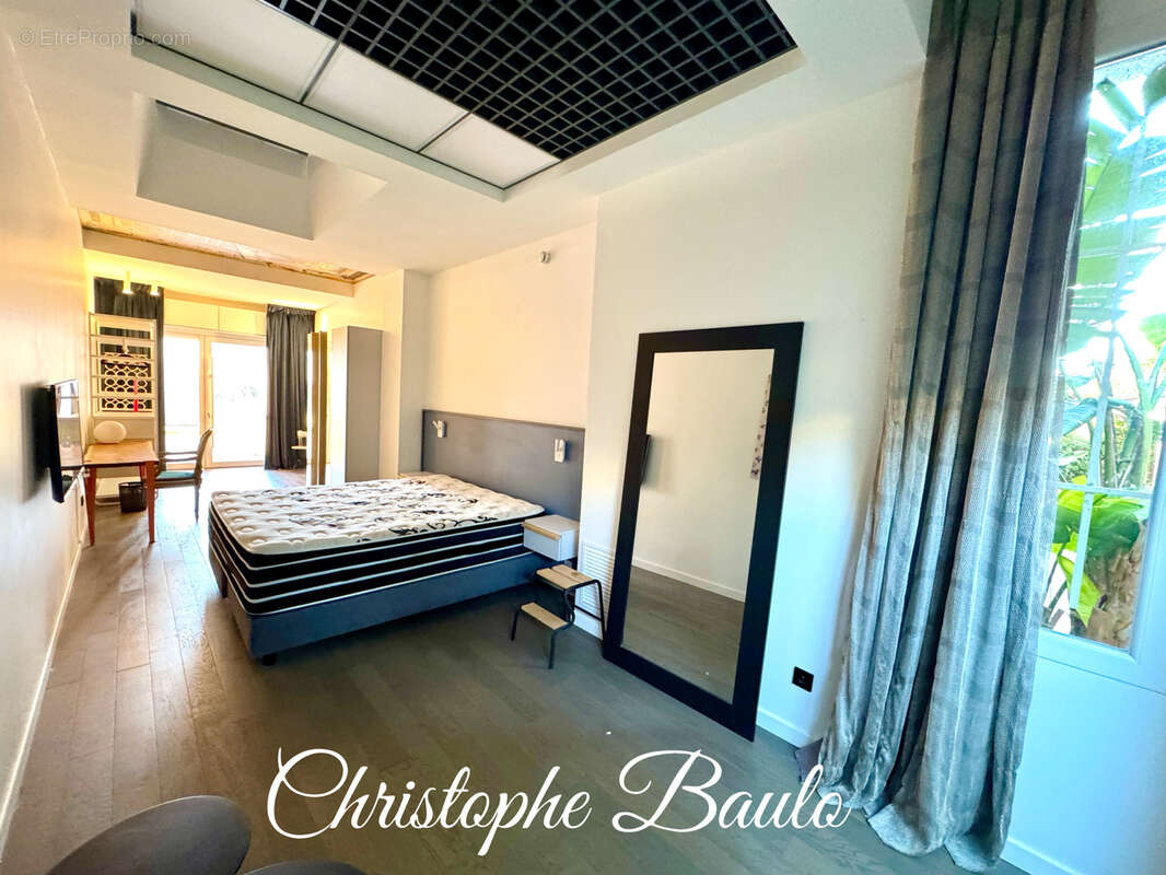 Maison à VILLENEUVE-LES-MAGUELONE