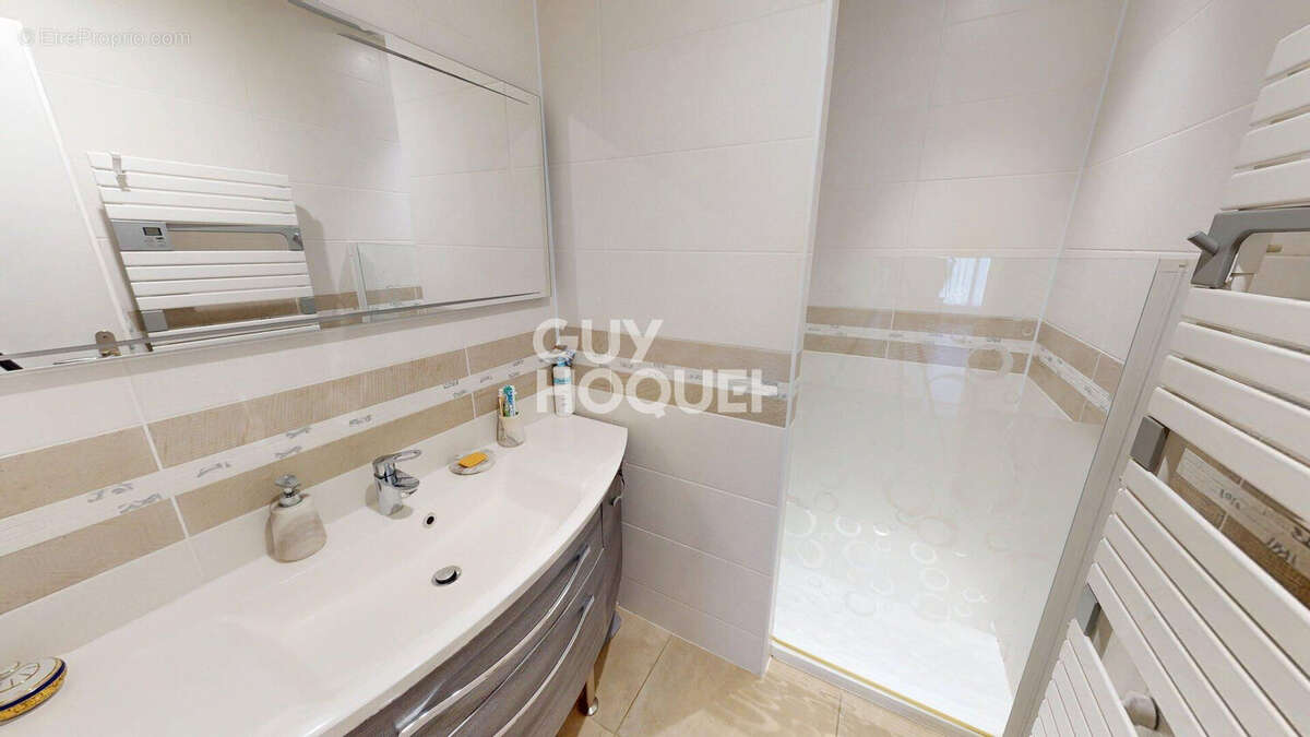 Maison à BRIIS-SOUS-FORGES