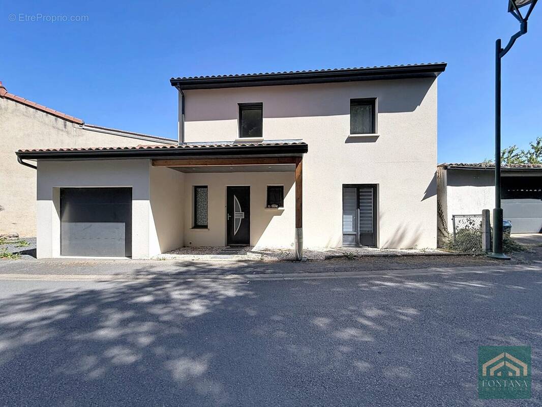 Maison à ENVAL