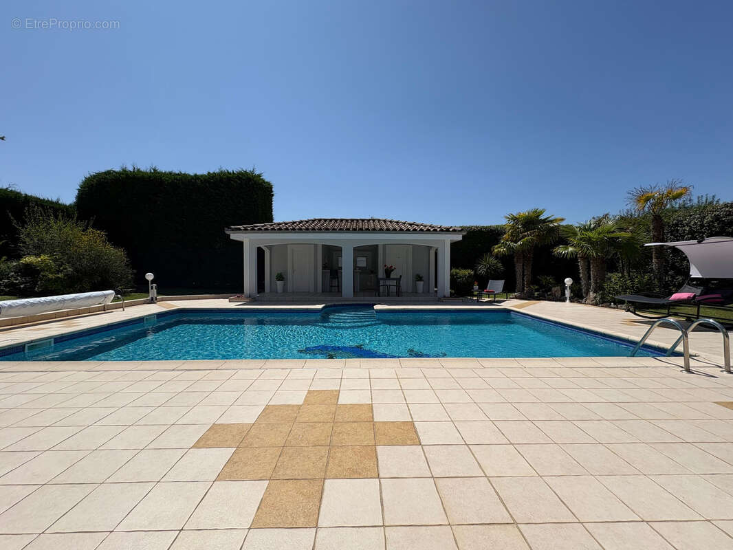 Maison à PECHBONNIEU