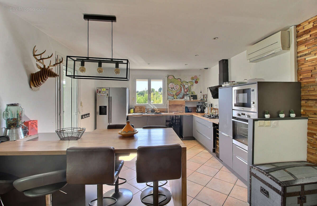 Maison à SAINT-MARTIN-DE-LONDRES