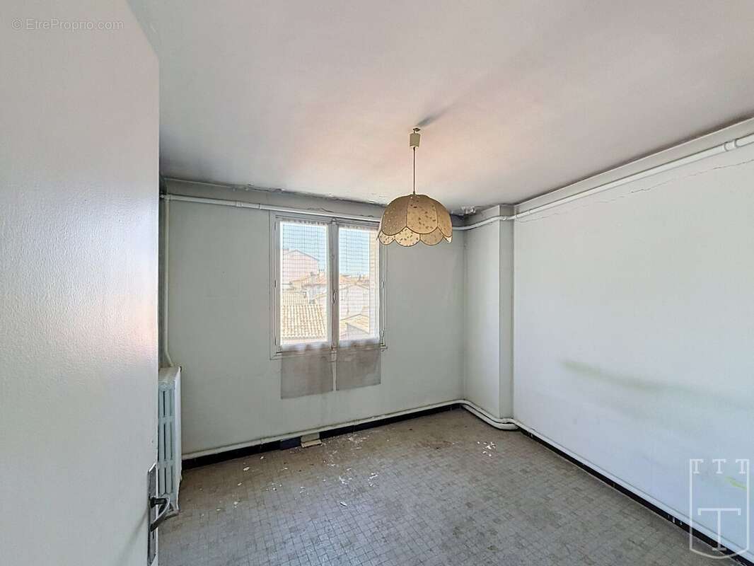 Exclusivite t3 à rénover - photo 15