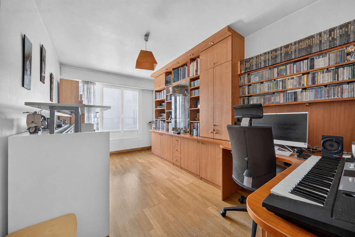 Appartement à PARIS-20E