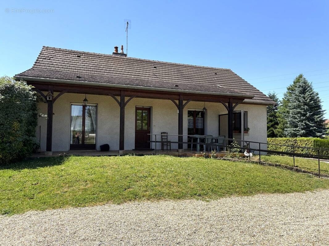 Maison à DAMPARIS