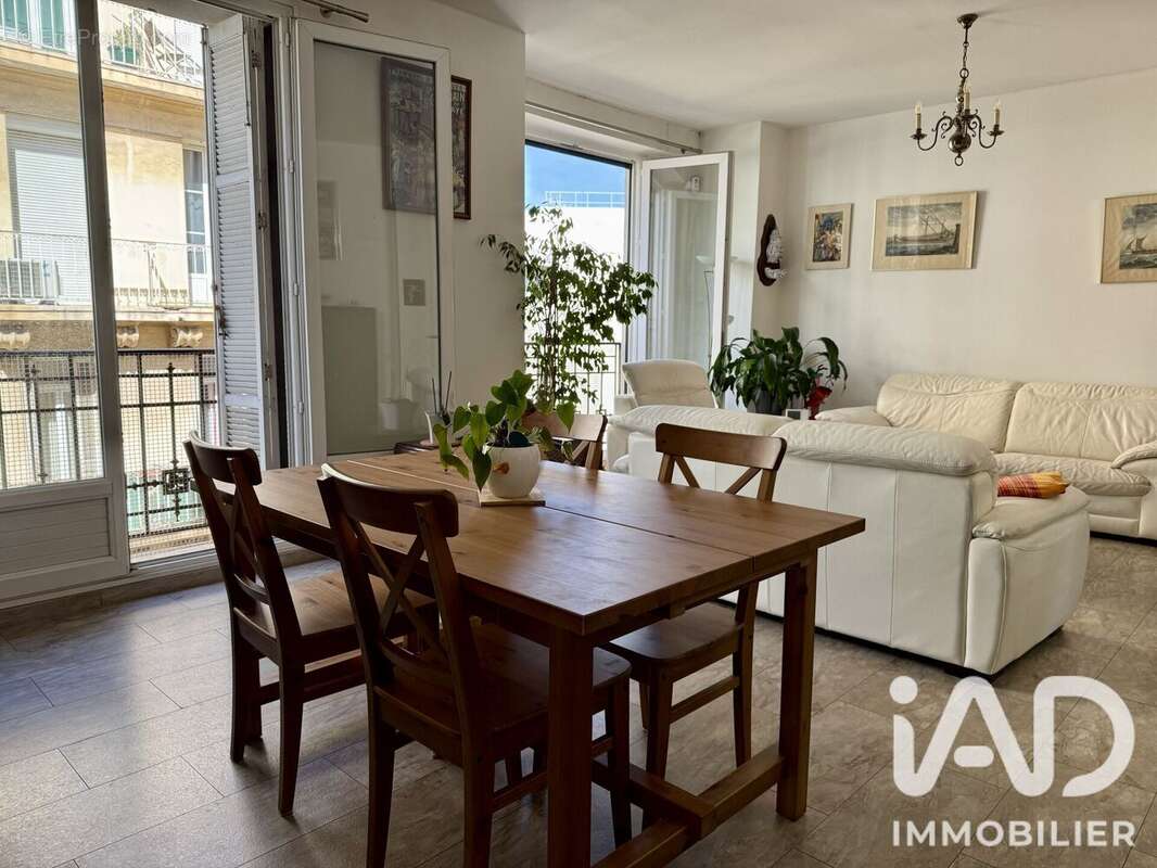 Appartement 105 m² à Toulon  - photo 2