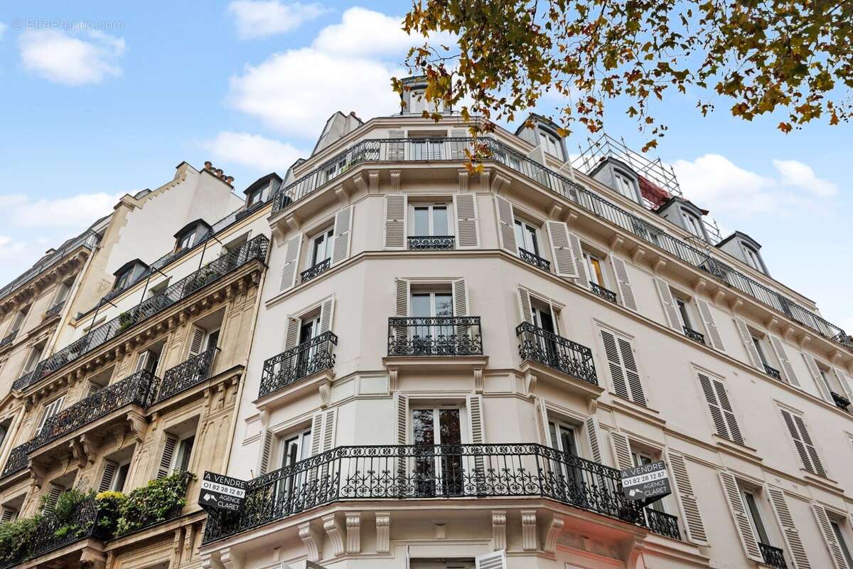 Appartement à PARIS-3E