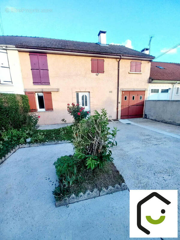 Photo 1 - Maison à BRETEUIL