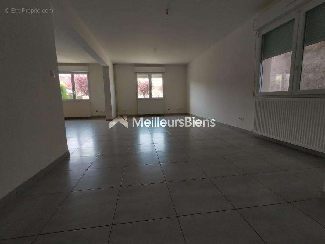 Maison à MONTHUREUX-SUR-SAONE