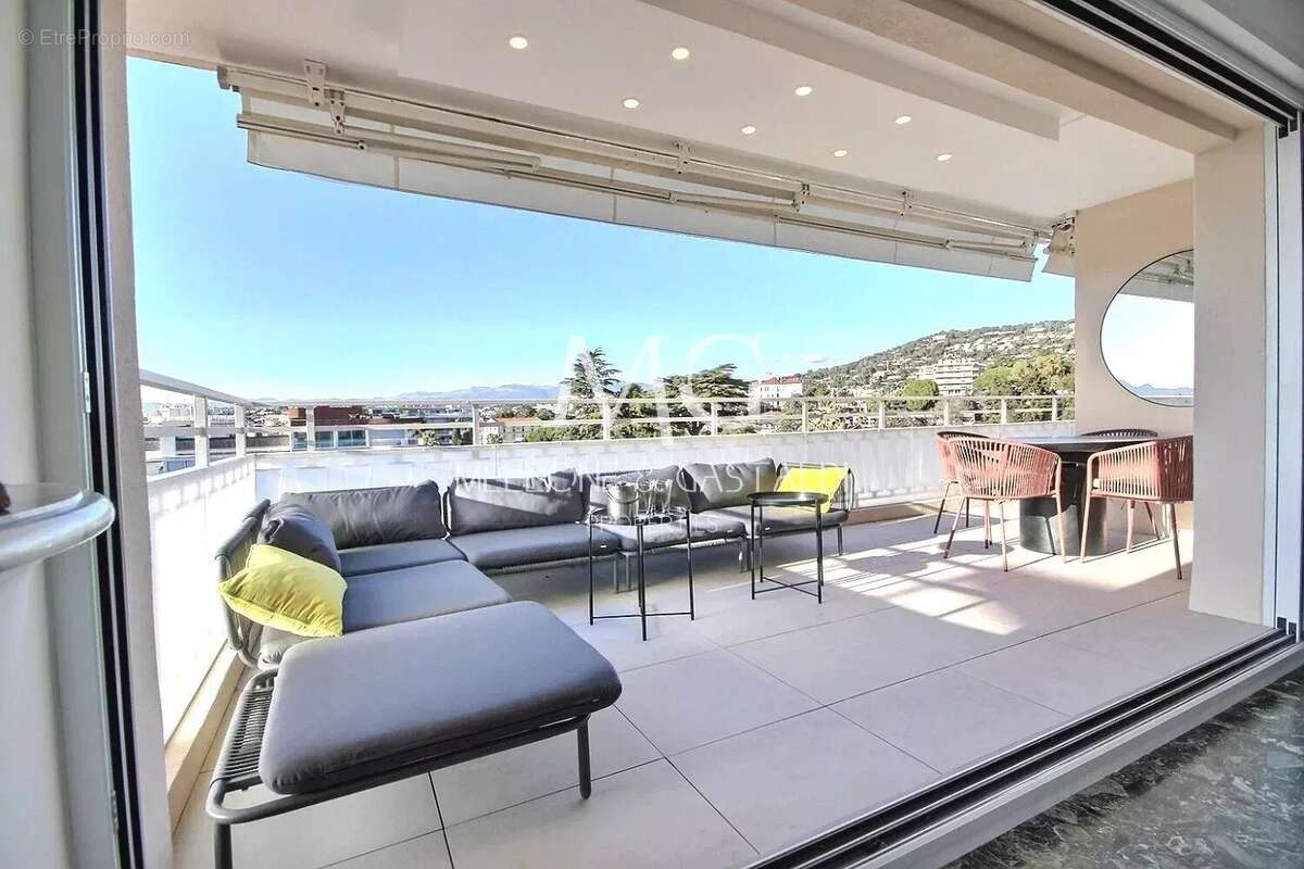 Cannes pointe croisette - 4p toit terrasse - parking - photo 24