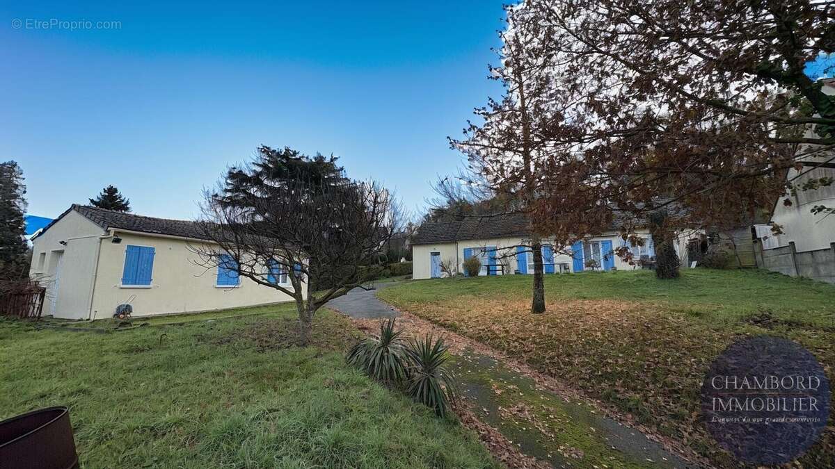 Maison à CANDE-SUR-BEUVRON