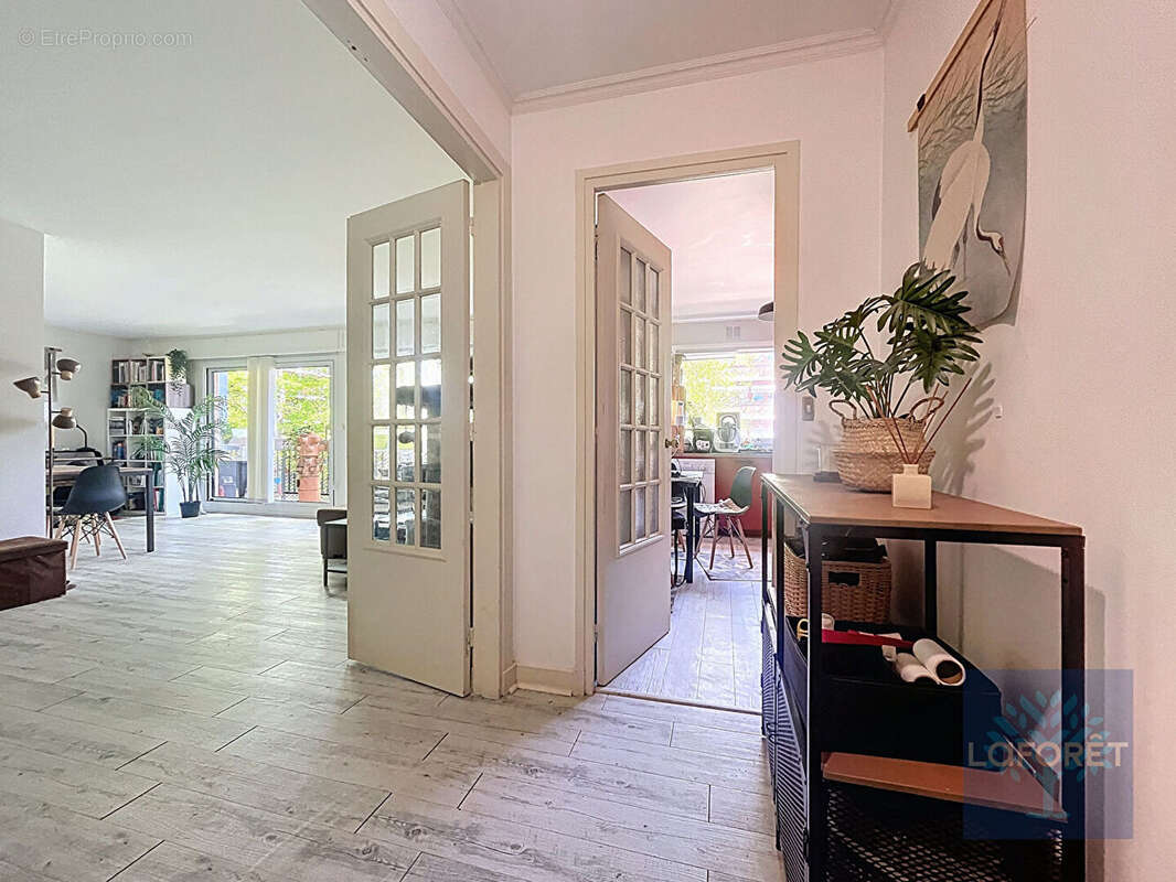 Appartement à CHILLY-MAZARIN